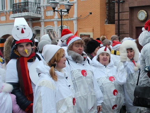Мэр Саратова пропустил скандальный парад снеговиков из-за отпуска