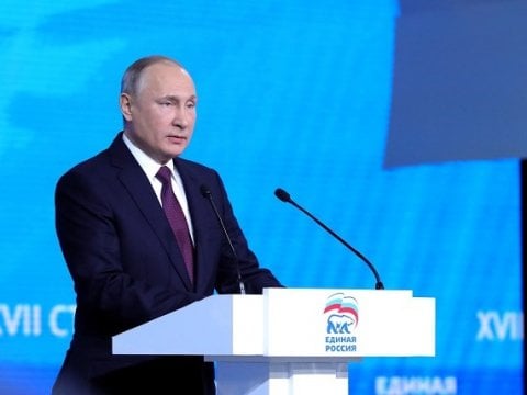 Путин может начать президентский срок  с увеличения трат на соцсферу