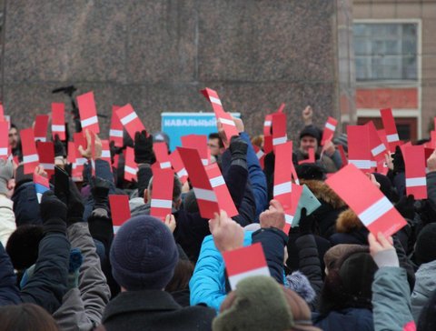 Песков: Кремль не просит регионы запрещать акции Навального