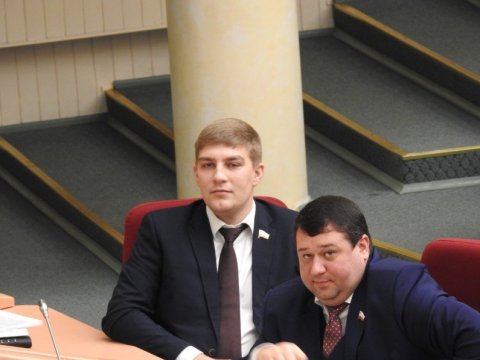 Депутат-коммунист пообещал написать на коллегу-жириновца в прокуратуру