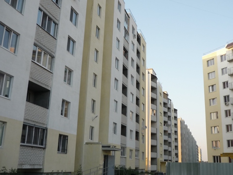 На контроле Фонда ЖКХ остаются десять домов для саратовских «аварийников»