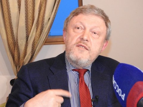 Явлинский рассказал саратовским журналистам о цели отращивания бороды