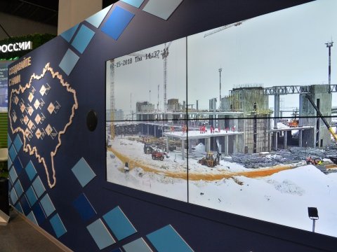 Радаев показал Медведеву процесс строительства аэропорта в Сабуровке