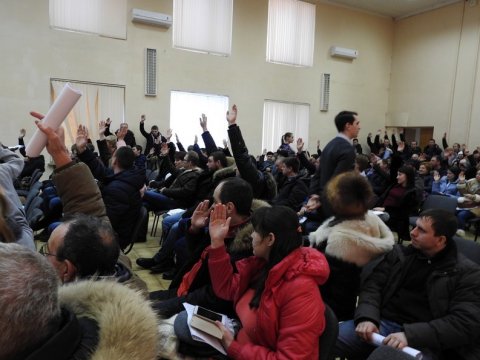 Участники слушаний по ТСЖ «Зодчий» пригрозили чиновникам митингом
