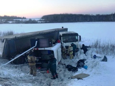 Девять человек погибли в ДТП на трассе М5. Видео