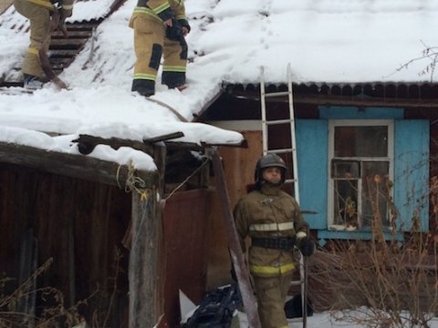 В утреннем пожаре под Новыми Бурасами погиб человек