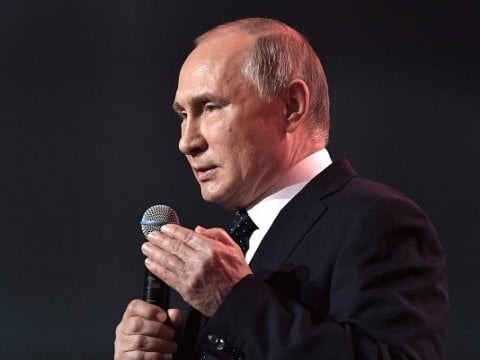 После обработки 70% протоколов ЦИК насчитал у Путина 75,9% голосов