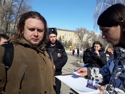 На саратовский пикет в поддержку Волоколамска пришел сторонник «ангелов»