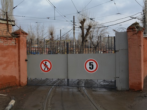 Саратовцев обеспокоил «взрыв» в Кировском трамвайном депо