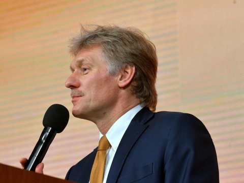 Песков не стал комментировать заявления Тулеева и администрации Кемерова