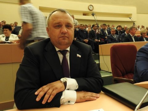 Депутат Павел Артемов написал заявление об уходе из облдумы 