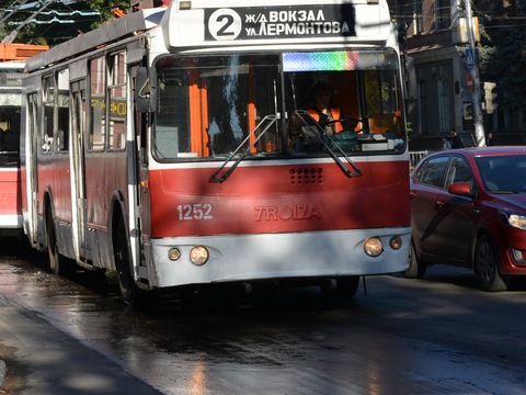 Троллейбусы маршрута №2 в Саратове на линию не вышли