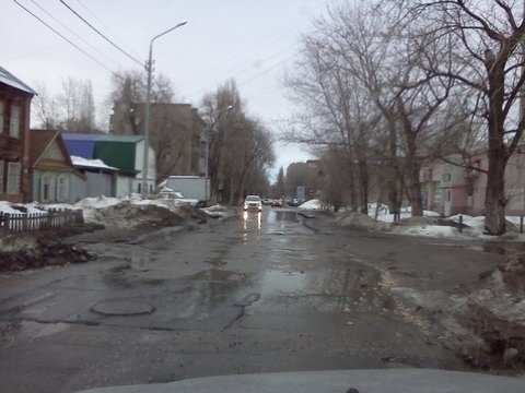 Пассажир «Нивы» получил травмы из-за подводной ямы