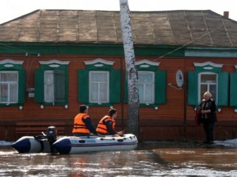 МЧС: Число подтопленных дворов в Саратовской области сократилось до 1325