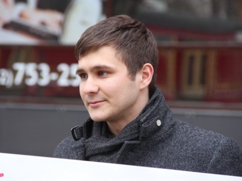 Вопреки протестам сотрудников «Молодежного центра» активиста «МГЕР» Петрова всё-таки назначили директором