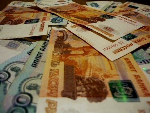В Вольске лицеистка похитила у подруги 340 тысяч рублей