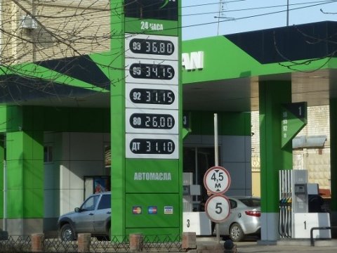 Минпром Саратовской области: Рост цен на моторное топливо не превысил трех процентов