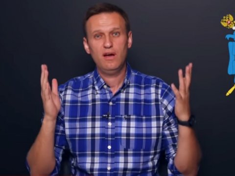 Навального отпустили ночью после составления двух протоколов