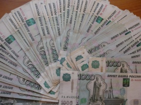 Жительница Ершова задолжала дочери 70 тысяч рублей алиментов