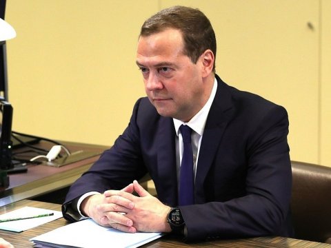 Медведев рассказал Путину о своих заместителях