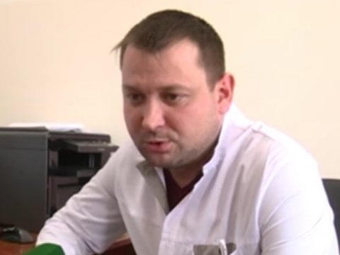 СМИ: При атаке в Грозном пострадал врач из Саратова