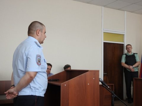 Полицейский заявил о препятствовании Мельниковым работе паровозика