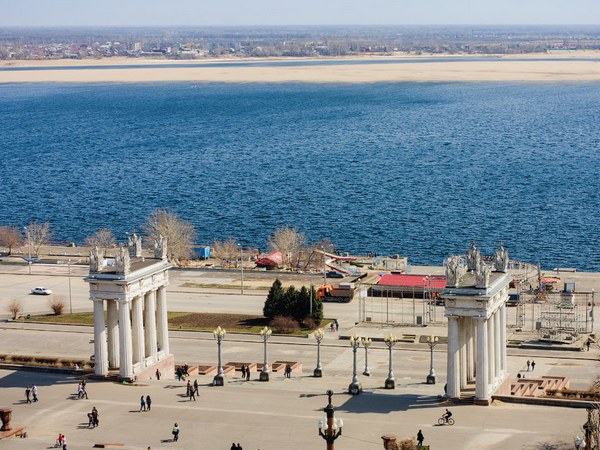 У нас живут, а у вас – выживают