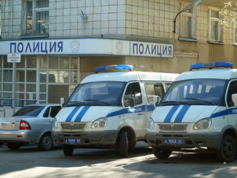 Грабители избили саратовскую продавщицу ради трех бутылок вина