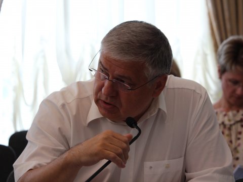 Депутаты похвалили Постнова за месяц работы на посту главы Фрунзенского района 