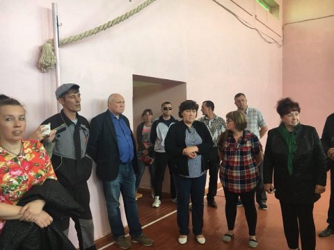 Жители Липовки: Нам директор сказал не выносить сор из избы