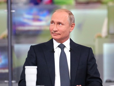 Путин о росте доходов: «Не каждый человек на себе это ощущает»