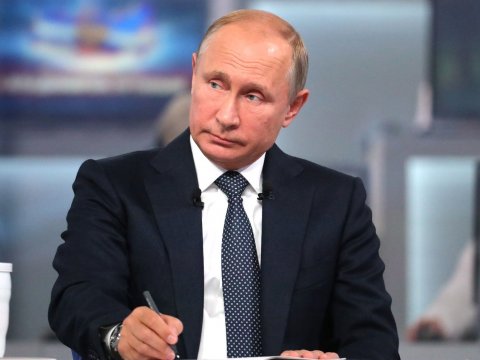 Порошенко позвонил Путину для обсуждения гуманитарных вопросов