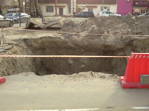 Десятки домов в Саратове остались без воды до вечера