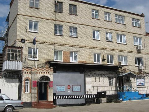За избиение инспектора пугачевскому заключенному увеличили срок на 2,5 года