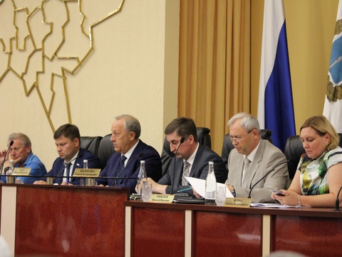 На встрече с губернатором саратовских полицейских назвали ментами