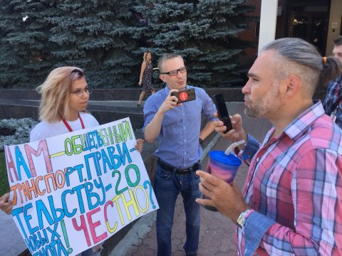 В Саратове суд не стал привлекать сторонницу Навального к административной ответственности