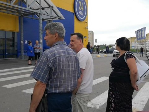 В Ленинском районе Саратова эвакуируют «Ленту»