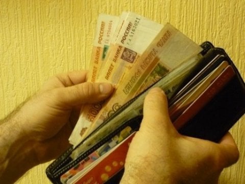 Петровским коммунальщикам задолжали в мае 263 тысячи рублей