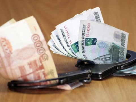 Чиновник из Саратовского района предстанет перед судом за вымогательство взятки в 800 тысяч