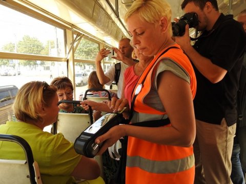 У общественников при оплате в саратовском трамвае не сработала Visa