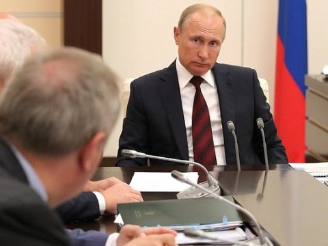 Социологи заметили усталость россиян от внешней политики Путина