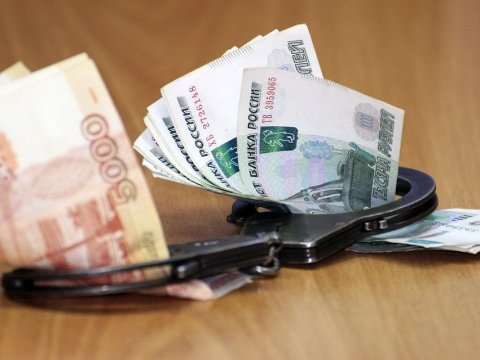 Саратовского ветерана полиции осудили за пенсионное мошенничество и взятку
