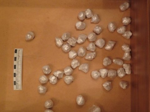 Гвардейцы остановили в Заводском районе прохожего с 40 свертками героина