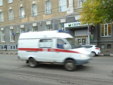 В ДТП с участием трех отечественных автомобилей под Саратовом пострадали три ребенка