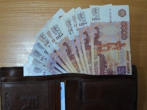 Саратовское предприятие заплатило сотрудникам полмиллиона рублей долга 