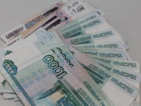 Со счета жительницы Энгельса сняли 132 тысячи рублей на алименты