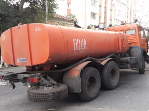Для жителей Волжского района «КВС» организовали подвоз воды
