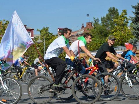 В велопараде в честь Дня Саратова приняли участие около трех тысяч человек