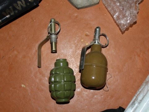 В Энгельсе случайно откопали боевую гранату и патроны