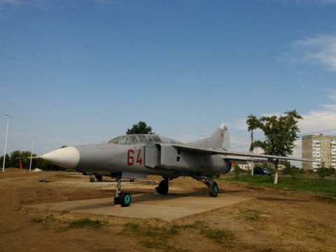 В энгельсском парке «Патриот» посетители сломали МиГ-15